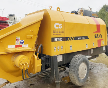 2019 디젤 엔진을 가진 사용된 정지되는 구체 펌프 HBT60C 65m3/H